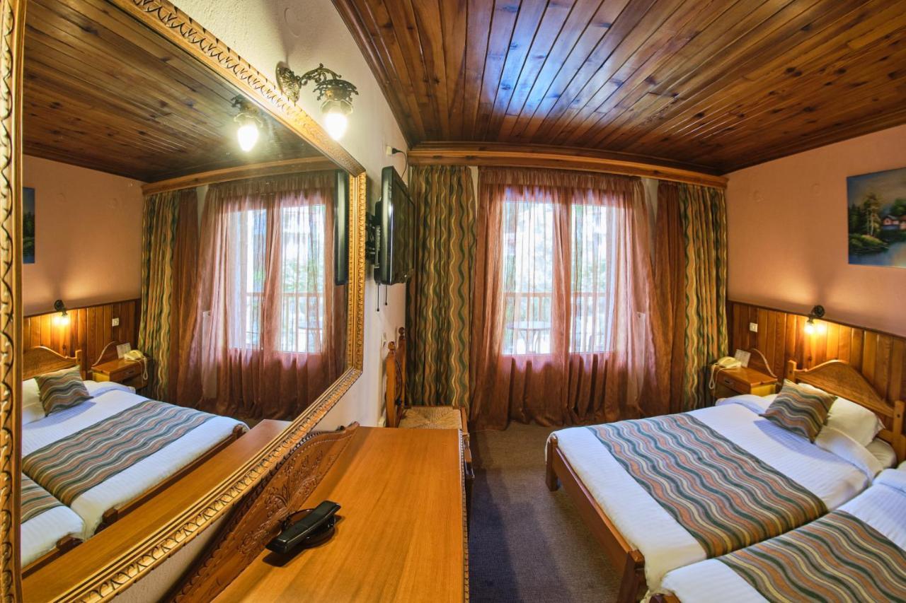 Hotel Victoria Metsovo Exteriör bild