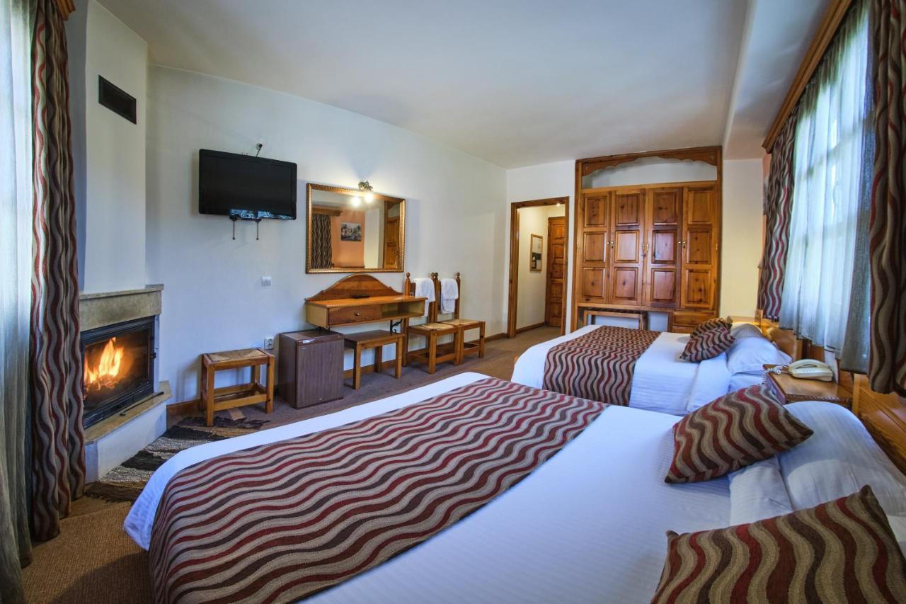 Hotel Victoria Metsovo Exteriör bild